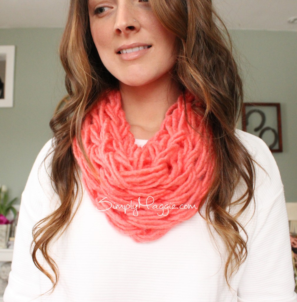 Arm Knit a Single Wrap Scarf with Simply Maggie
