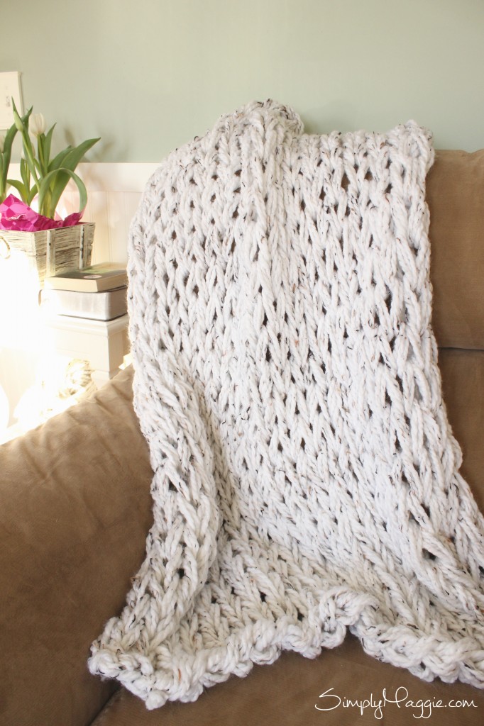 Knit a Blanket in 1 Hour with Simply Maggie