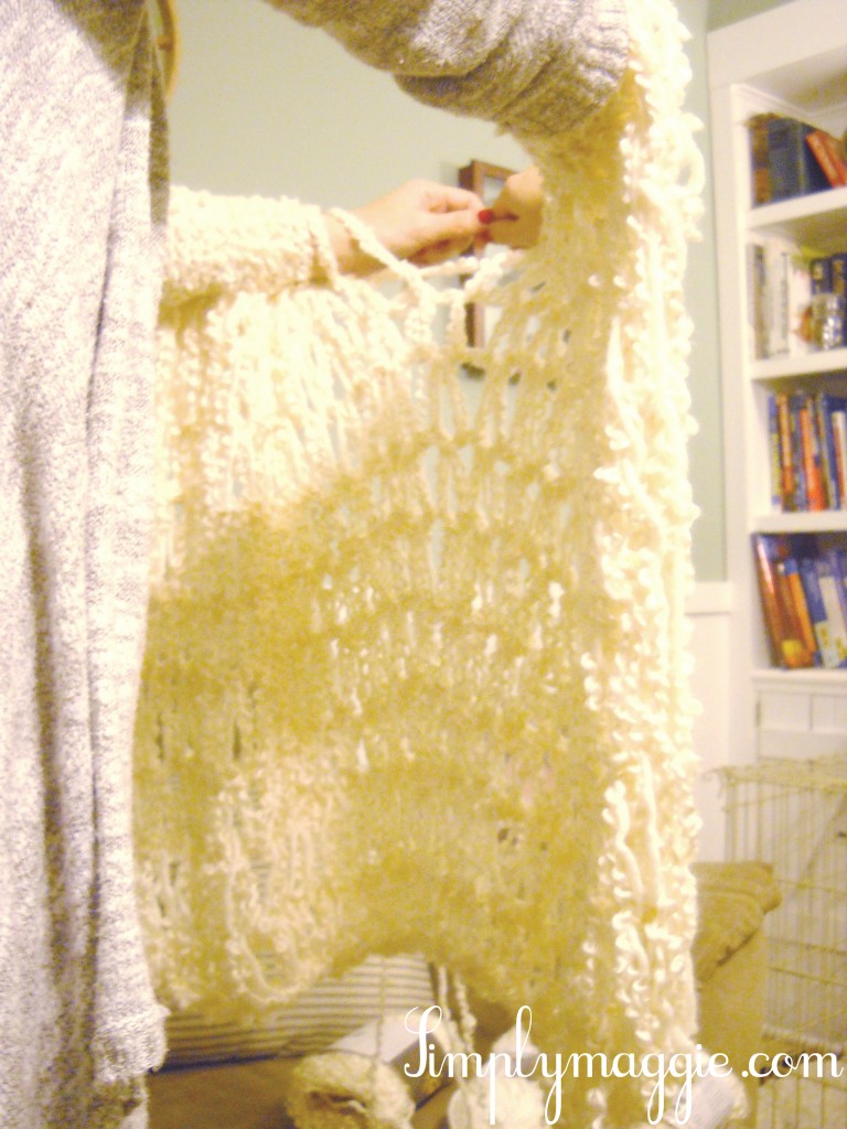 Arm Knit a Blanket in One Hour