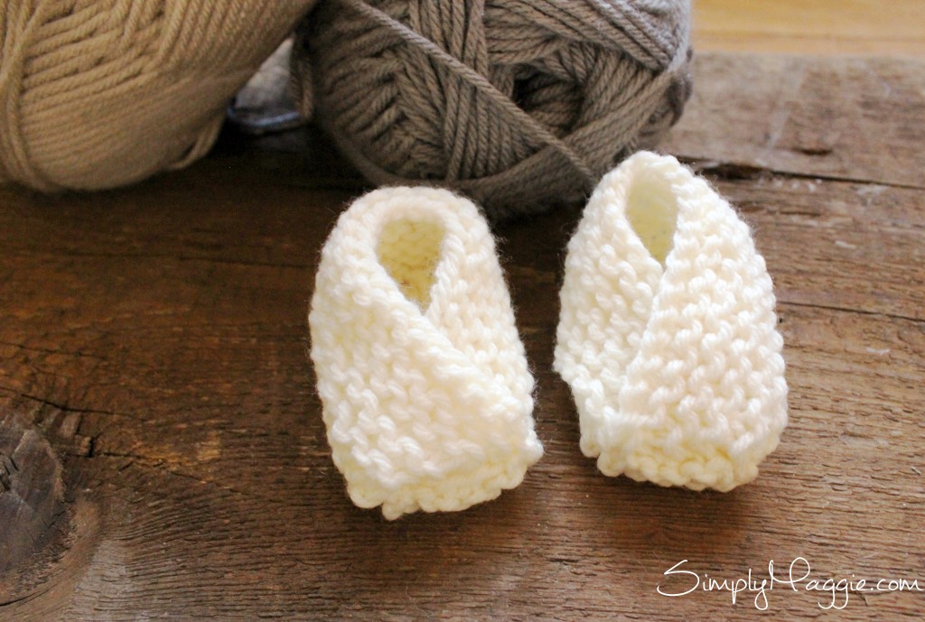 Knit Baby Booties Pattern - SimplyMaggie.com
