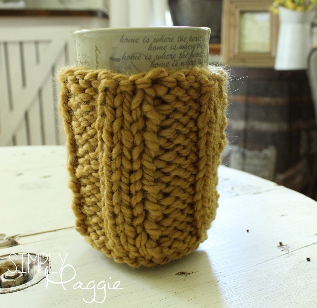 Chunky, Knit Rib Stitch Mug Cozy Pattern - Simply Maggie
