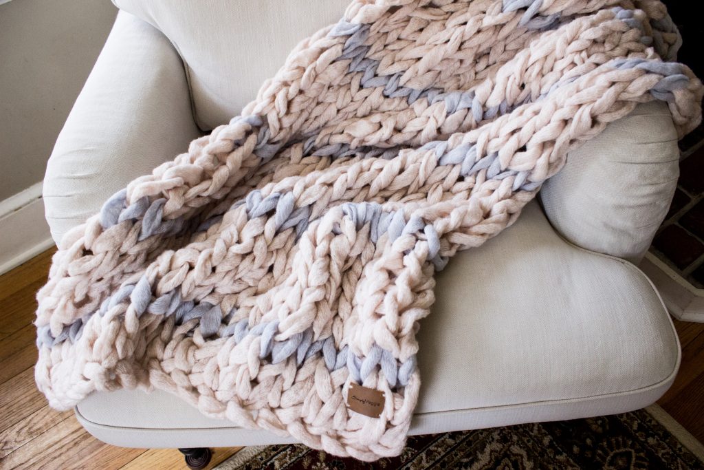 How to Hand Knit a Chunky Blanket | SimplyMaggie.com