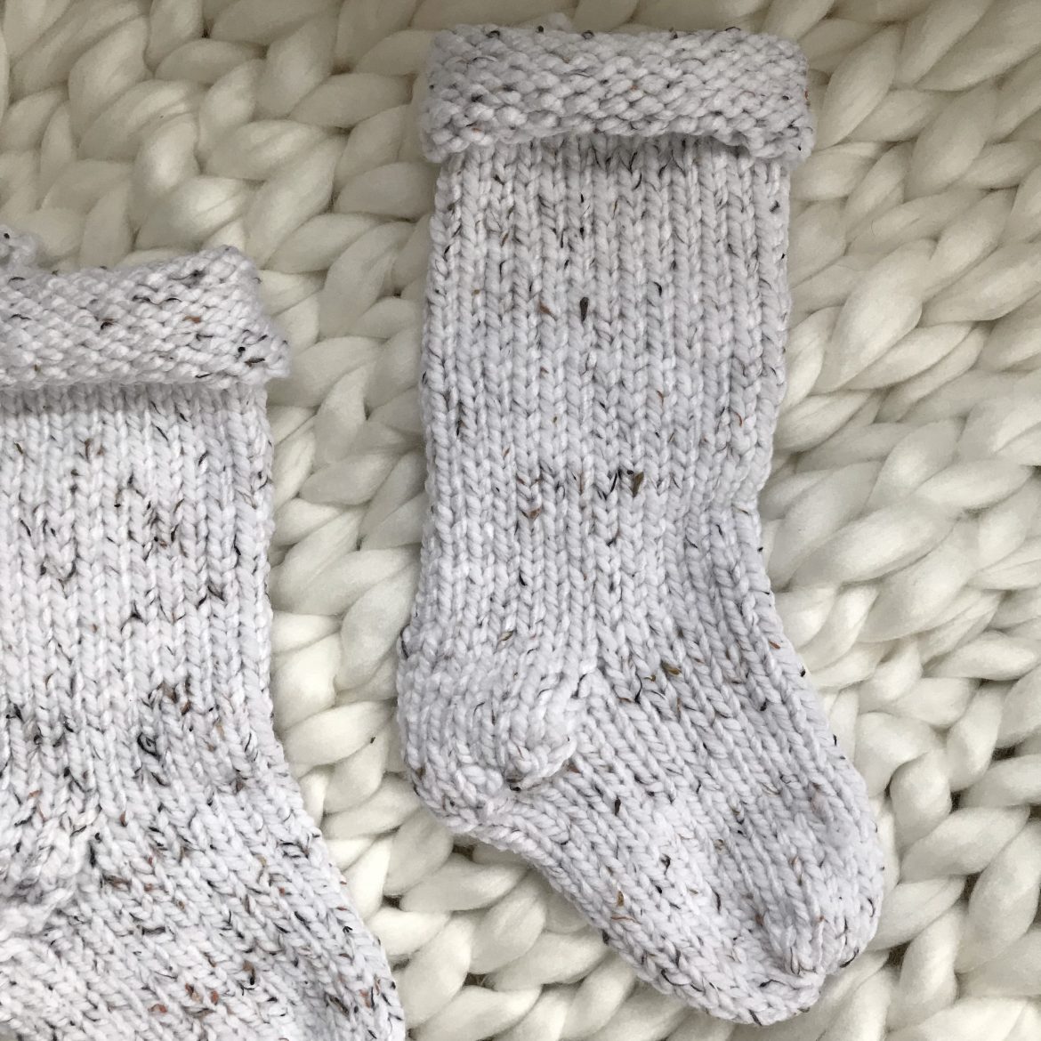 Chunky Knit Christmas Stocking Pattern | SimplyMaggie.com